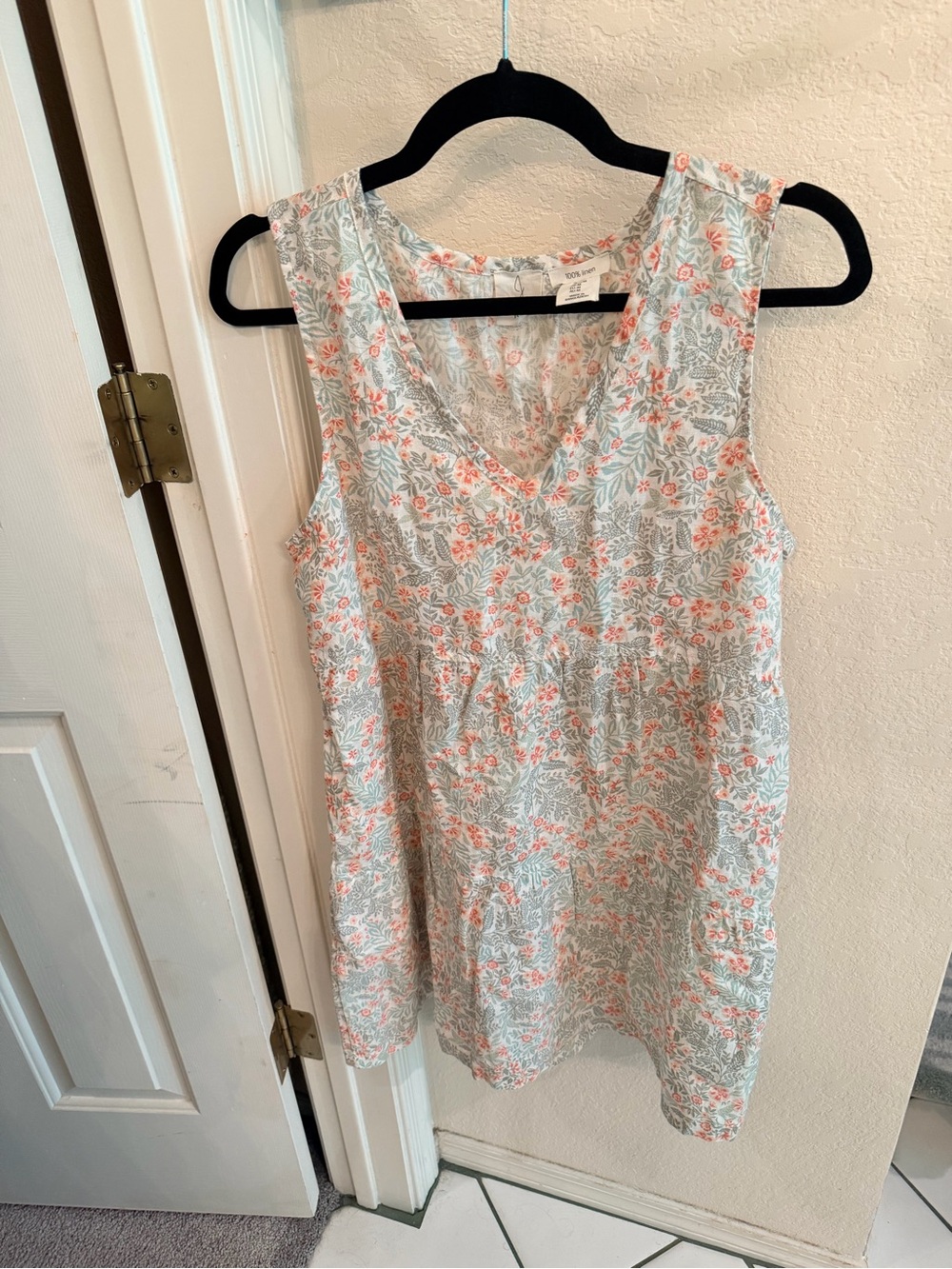 Joie Sleeveless V-Neck Mini Dress in Coral and Light Gray Floral